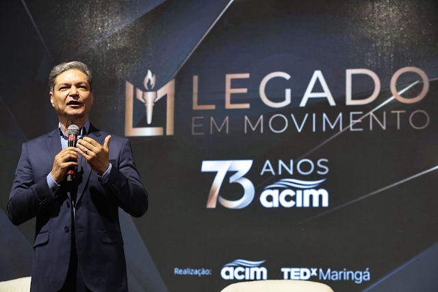Acim completa 73 anos e comemora com evento