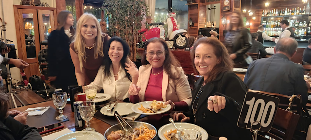 Nilva Motta reúne amigos para comemorar aniversário
